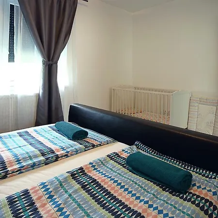 Townhouse On Budapest Border Holiday home Budaors