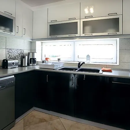 Townhouse On Budapest Border Ferienhaus Budaörs