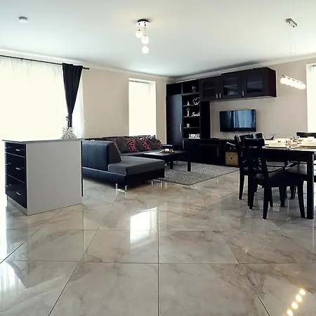 Ferienhaus Townhouse On Budapest Border Budaörs