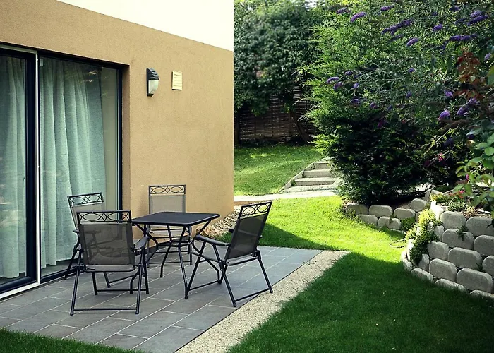 Townhouse On Budapest Border * ブダエルシュ